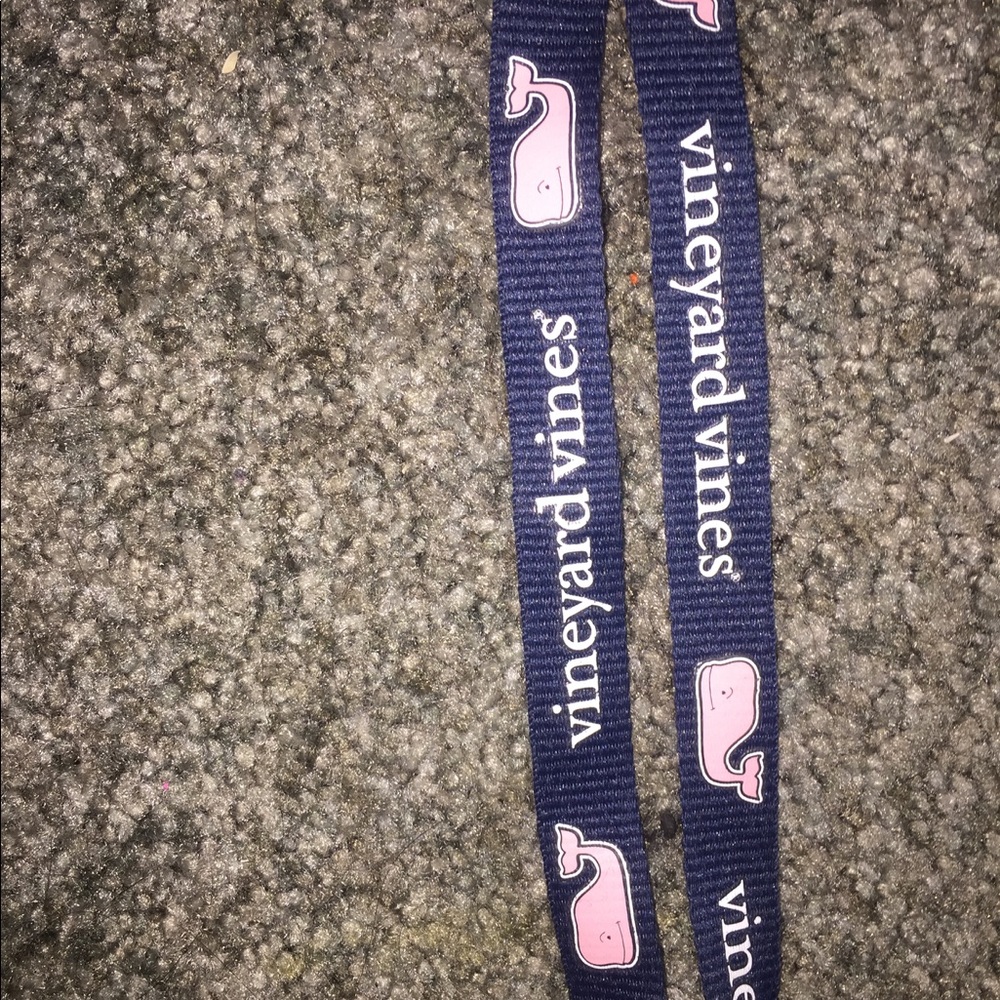 Vineyard vines lanyard